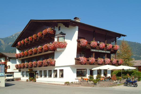 Sporthotel Pechtl Lermoos Exterior photo